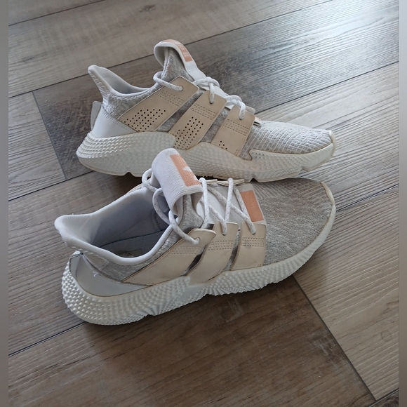 ADIDAS PROPHERE Running Shoes. Size 8 - Picture 2 of 8